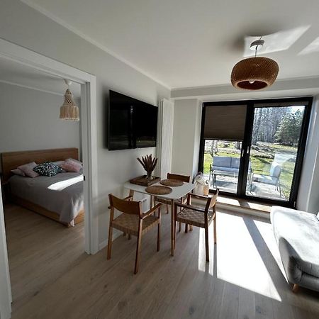 Ķesterciems Albatross Getaway By The Sea, Spa And Forest With A Terrace מראה חיצוני תמונה