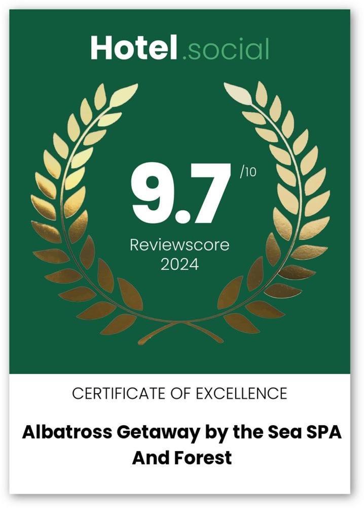 Ķesterciems Albatross Getaway By The Sea, Spa And Forest With A Terrace מראה חיצוני תמונה
